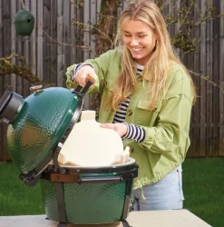 Big Green Egg Grillaus*hiiligrilli MiniMax jalustalla