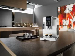 DeLonghi Kahvi Ja Kuumat Juomat*kahviautomaatti Dinamica valkoinen