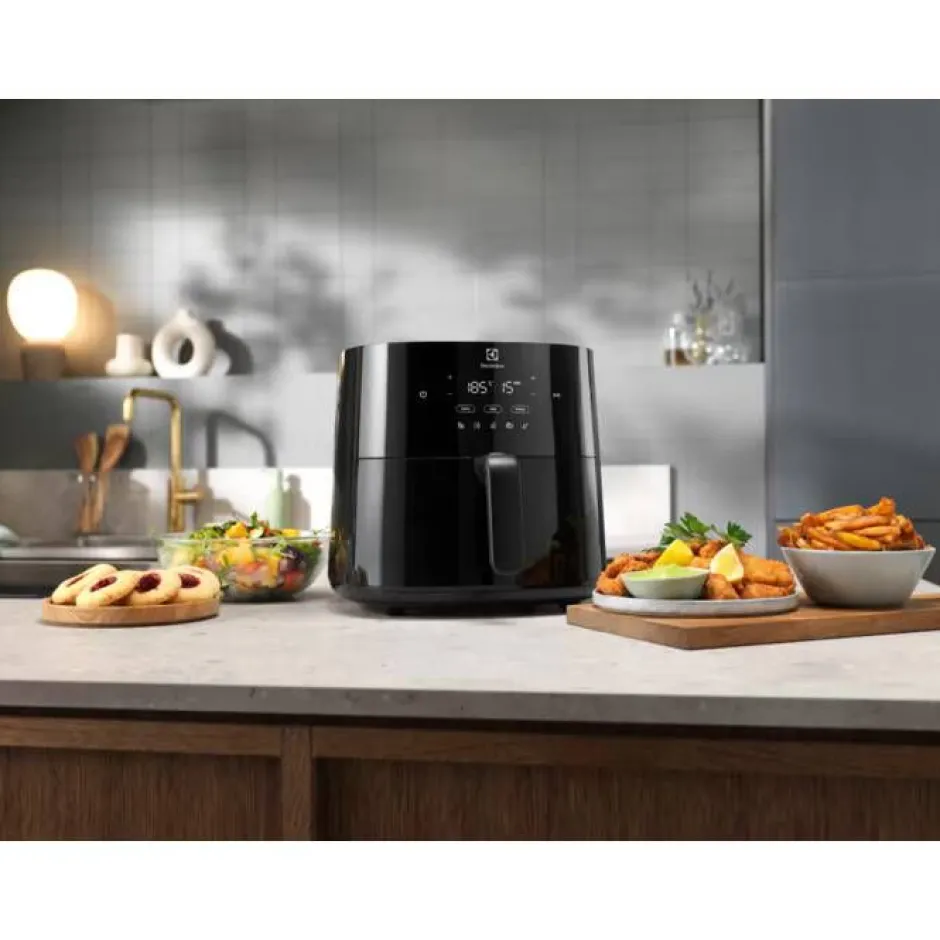 Electrolux Muut Keittiön Pienkoneet*airfryer EAF5B2 musta