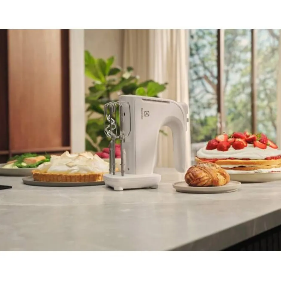 Electrolux Tehosekoittimet Ja Vatkaimet*sähkövatkain Mattino 2.0 EHM4W valkoinen