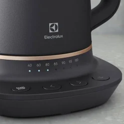 Electrolux Kahvi Ja Kuumat Juomat*vedenkeitin Explore 7 musta