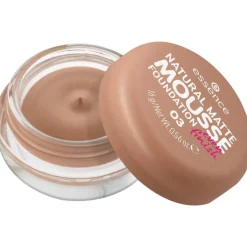 Essence Meikit*meikkivoide Natural Matte Mousse Foundation 03