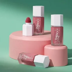 Essence Meikit*nestemäinen poskipuna Cheeky Love