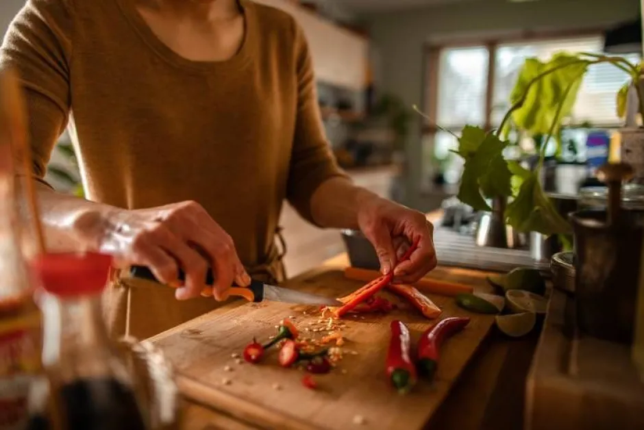 Fiskars Veitset Ja Leikkuulaudat*Functional Form vihannesveitsi 11 cm