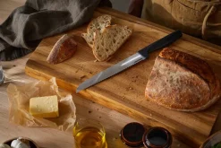 Fiskars Veitset Ja Leikkuulaudat*Hard Edge leipäveitsi