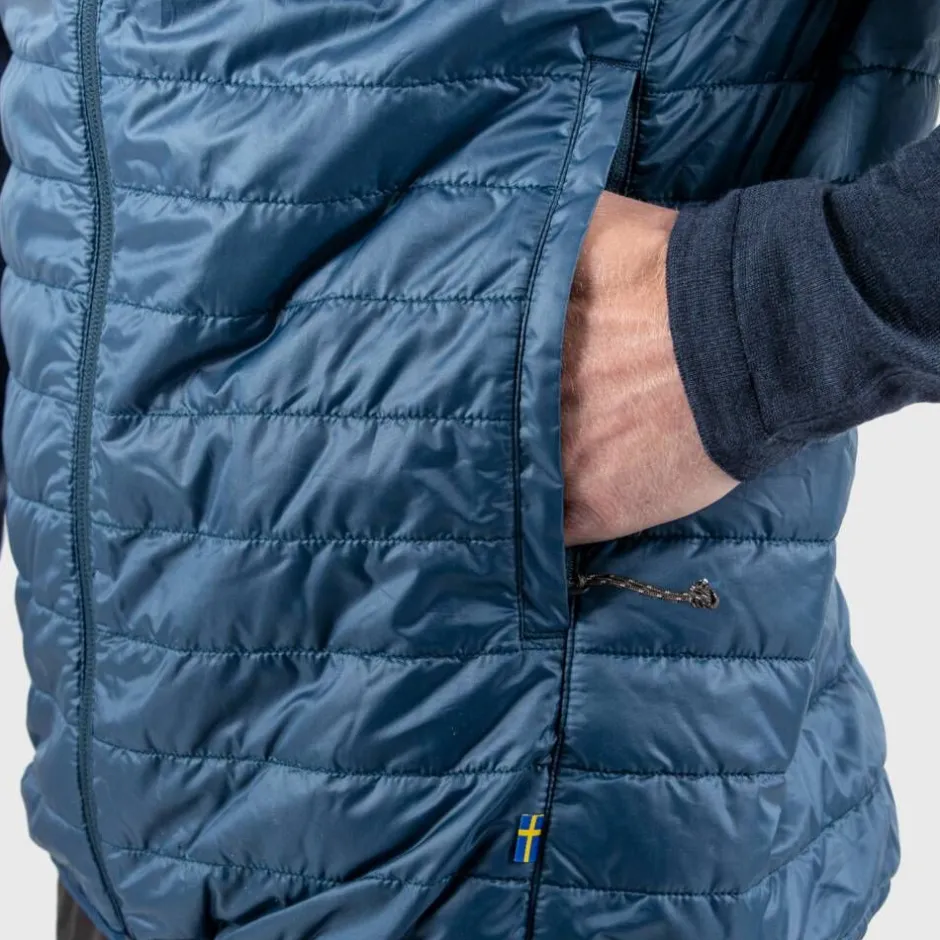 Fju00e4llru00e4ven Takit*Fjällräven liivi Abisko Padded Vest 550 Black