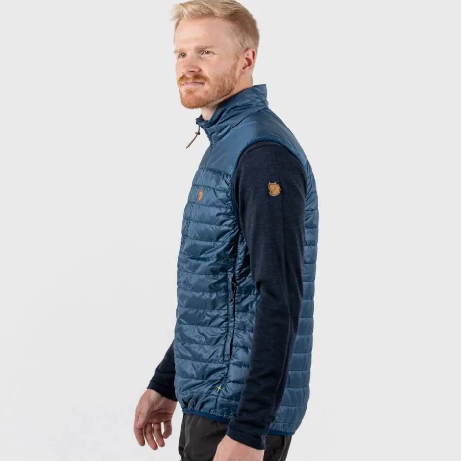 Fju00e4llru00e4ven Takit*Fjällräven liivi Abisko Padded Vest 550 Black