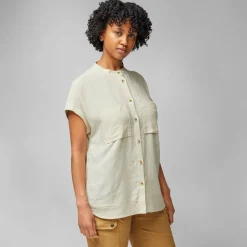 Fju00e4llru00e4ven Paidat, Neuleet Ja Topit*Fjällräven paita Övik Hemp Shirt SS W 244 Suede Brown