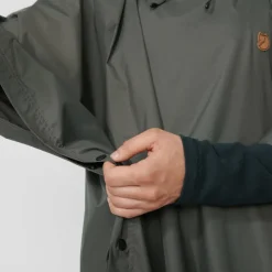 Fju00e4llru00e4ven Ulkoilu*Fjällräven sadeviitta Poncho