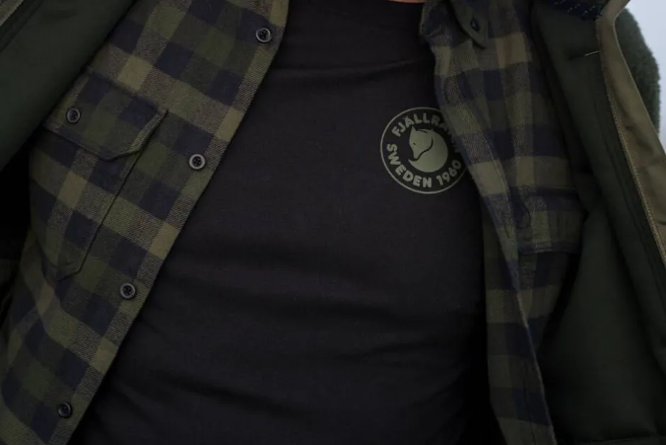 Fju00e4llru00e4ven Paidat Ja Neuleet*Fjällräven t-paita 1960 Logo 550 Black