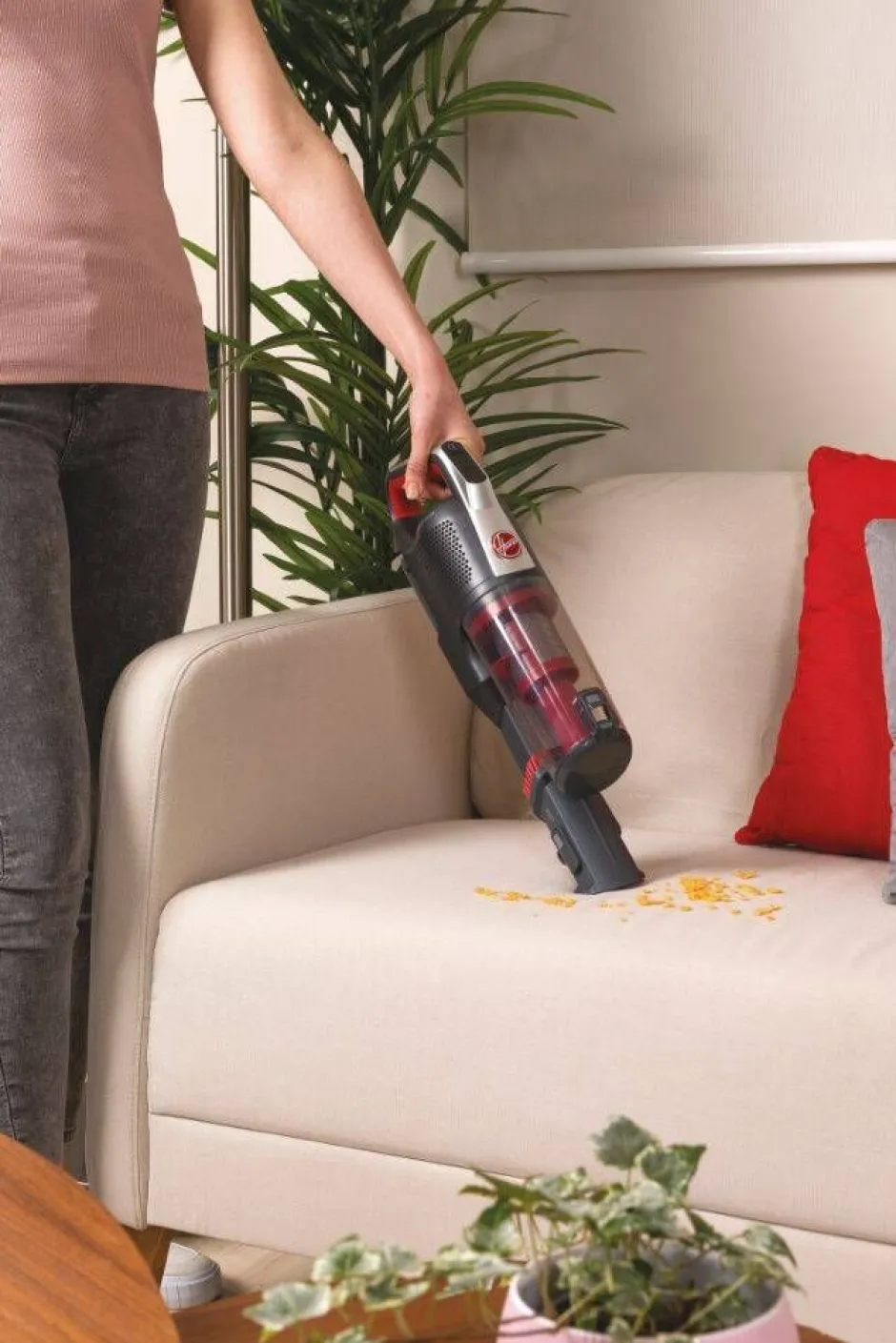 Hoover Silitys Ja Siivous*varsi-imuri Home HF522STH punainen