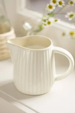IB Laursen Tarjoilu*maito-/kermakannu Mynte butter cream 200 ml
