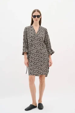 InWear Vapaa-Ajan Mekot*mekko Yoline 303849 Musta / Beige