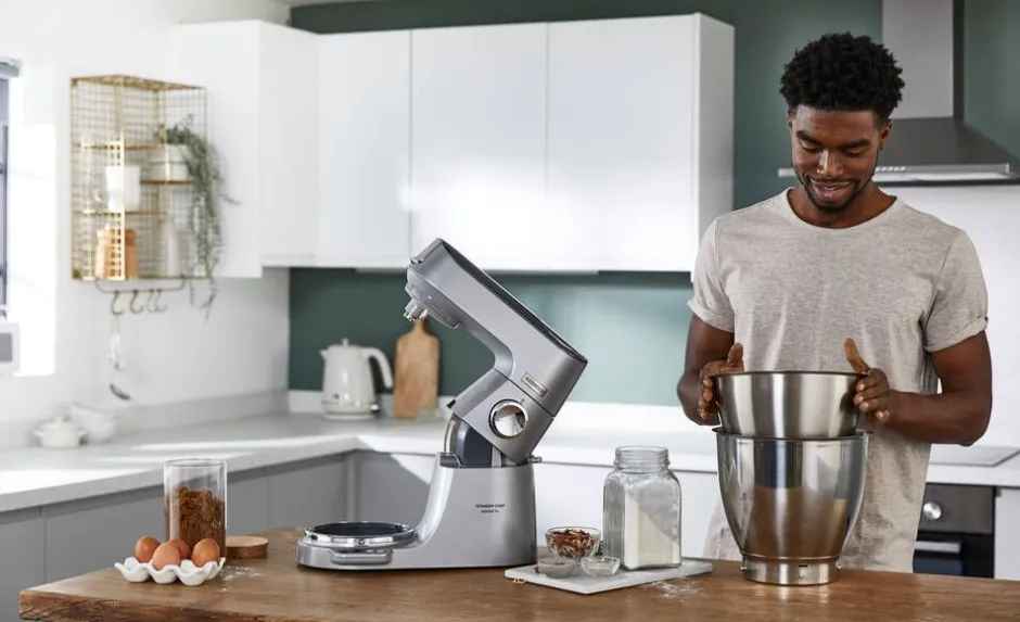 Kenwood Yleis- Ja Monitoimikoneet*Titanium Chef Baker XL yleiskone KVL85.004SI hopea