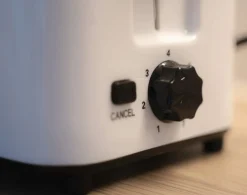 Livia Leivänpaahtimet Ja Grillit*leivänpaahdin 700 W valkoinen