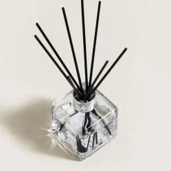 Maison Berger Tuoksukynttilät Ja Huonetuoksut|Kynttilät Ja Huonetuoksut*huonetuoksu Zest of Verbena 100 ml