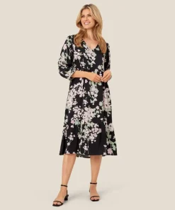 Masai Vapaa-Ajan Mekot|Lyhyet Juhlamekot*mekko MaNette Pink Lady 6048P
