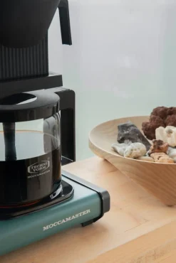 Kahvi Ja Kuumat Juomat*Moccamaster kahvinkeitin Optio The color of the year