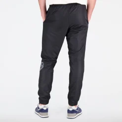 New Balance Treenivaatteet*tuulihousut Tenacity Woven Pant 001 BLACK