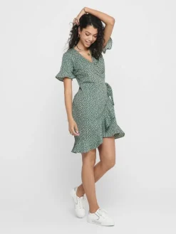 Only Vapaa-Ajan Mekot*mekko Onlolivia S/S Wrap Chinois green black spot