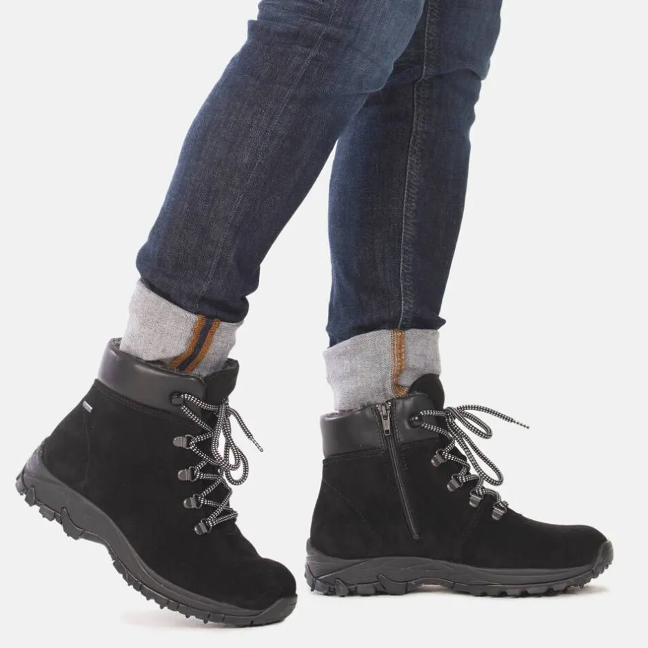 Pomar Nilkkurit*nastakengät Kaakkuri Spike 400 Black Suede / Nappa / Spike Sole