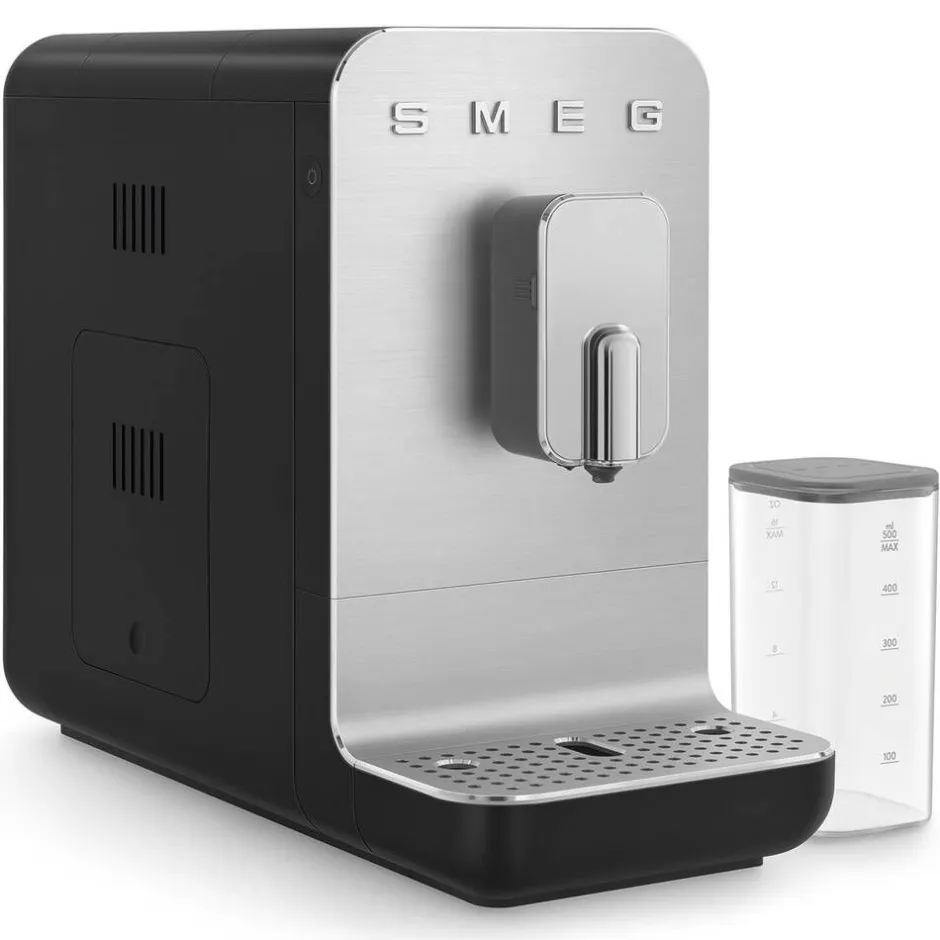 Smeg Kahvi Ja Kuumat Juomat*kahviautomaatti maitokannulla BCC13BLMEU, musta
