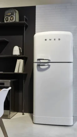 Smeg Jääkaapit Ja Pakastimet*retrojääkaappi-pakastin FAB50RWH valkoinen, oikea