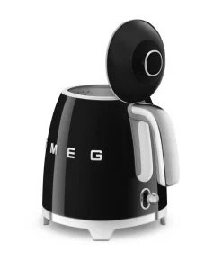 Smeg Kahvi Ja Kuumat Juomat*vedenkeitin KLF05BLEU 0,8 L musta