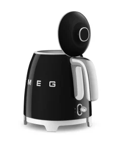 Smeg Kahvi Ja Kuumat Juomat*vedenkeitin KLF05BLEU 0,8 L musta