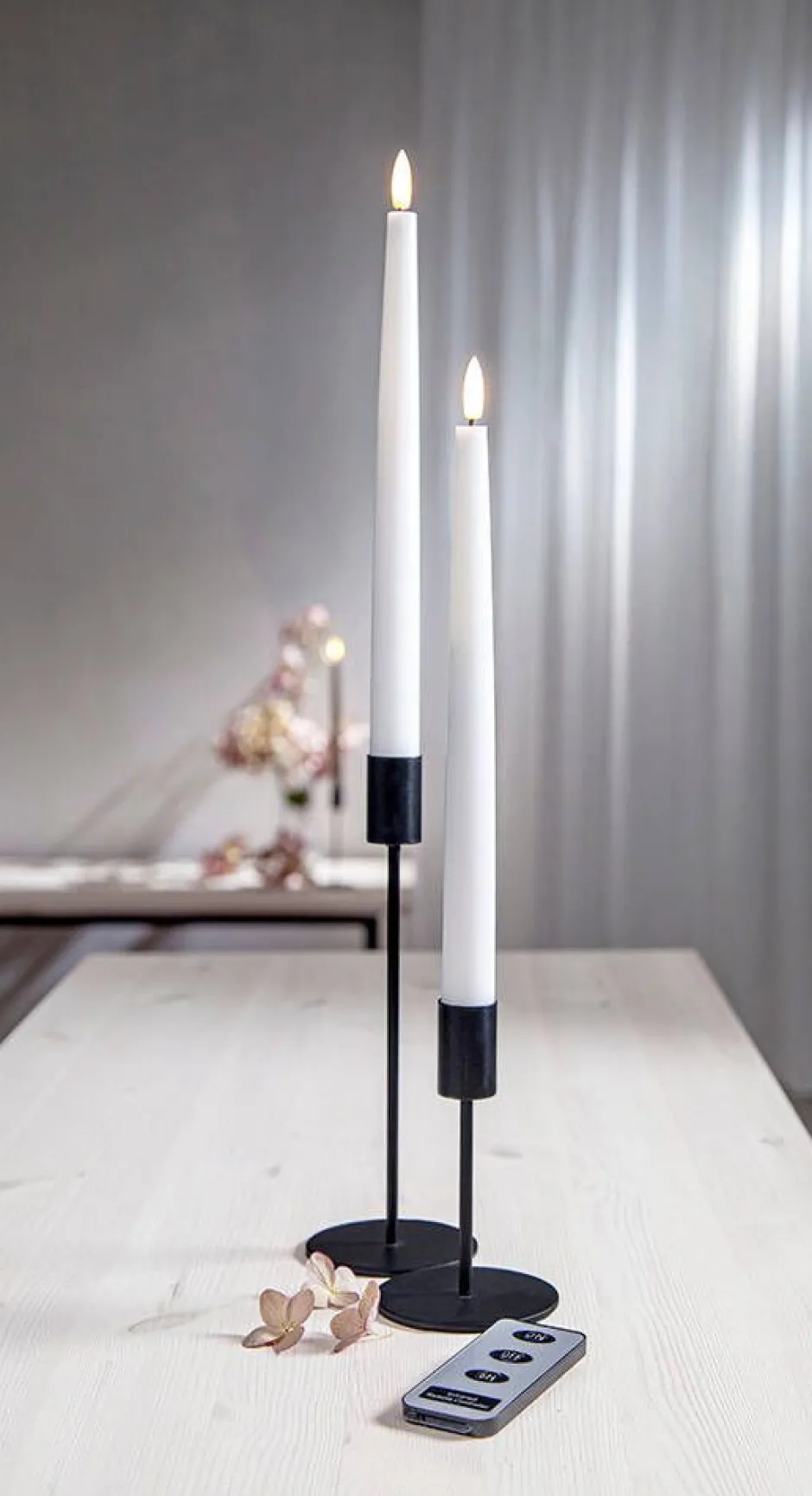 Star Trading Koriste- Ja Kausivalot*LED-antiikkikynttilä Flamme Slim 28 cm valkoine