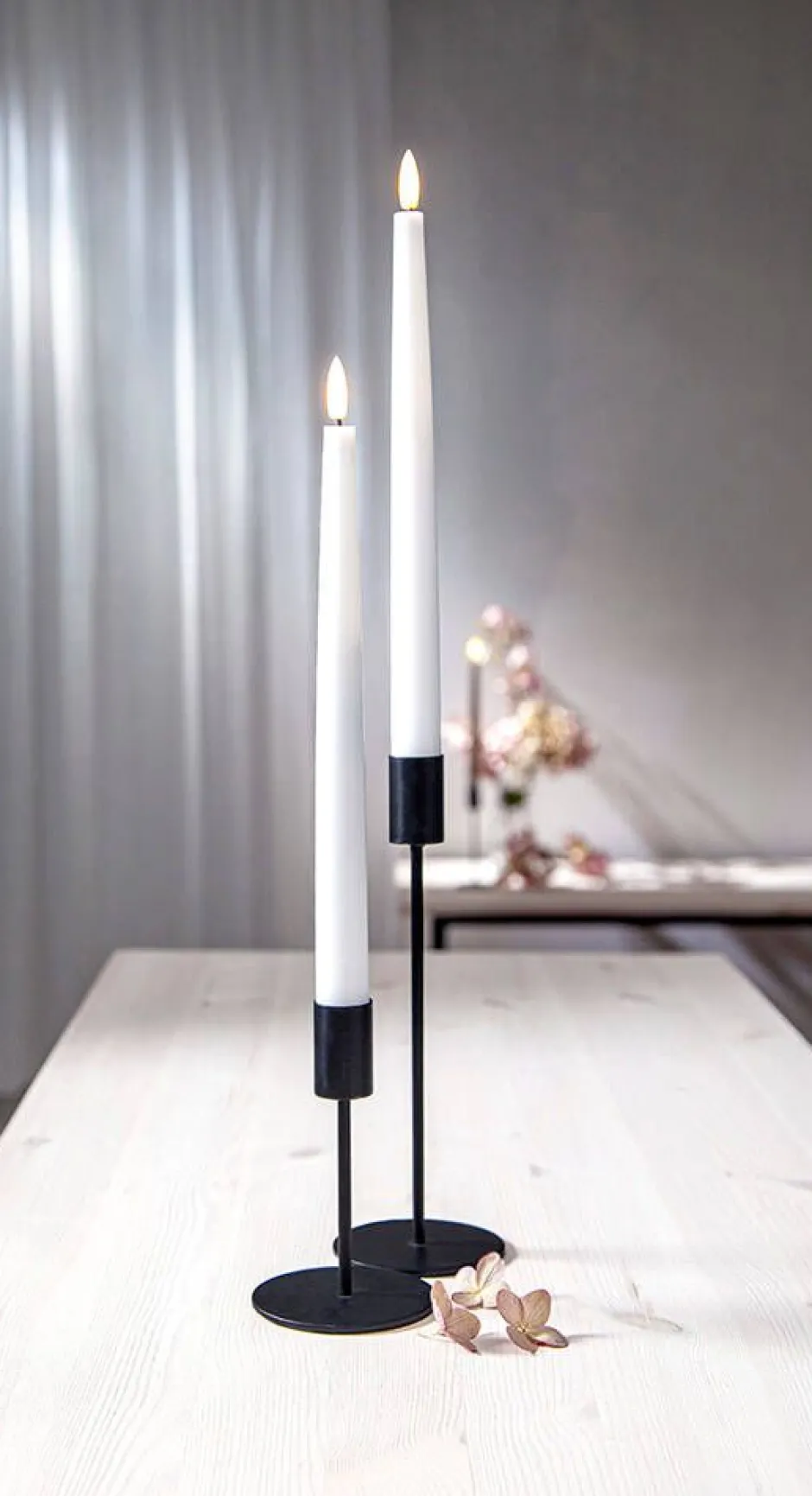 Star Trading Koriste- Ja Kausivalot*LED-antiikkikynttilä Flamme Slim 28 cm valkoine