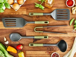 Tefal Keittiötarvikkeet*paistolasta leikkuureunalla Essential 2in1