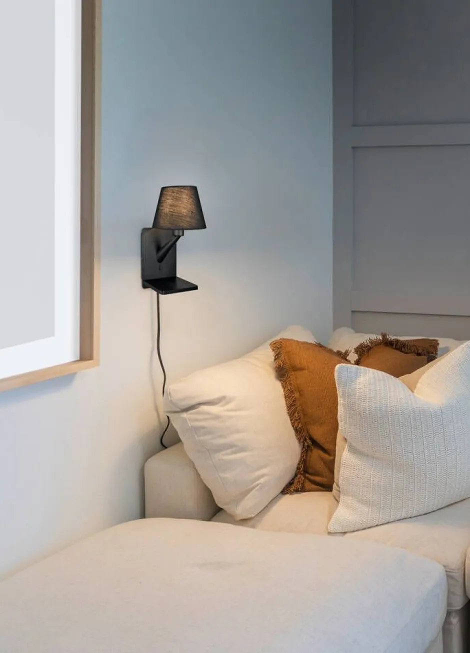 Trio Lighting Sisustusvalaisimet*Comfort seinävalaisin E14 mattamusta latausase
