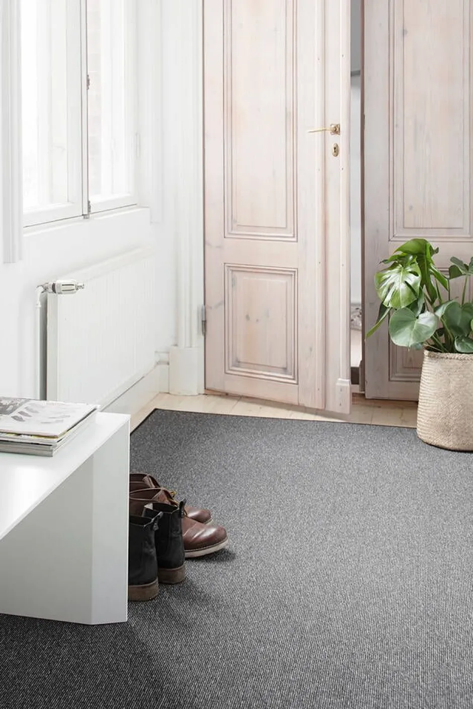 VM-Carpet Käytävämatot*Balanssi 98 tummanharmaa, 80*150 cm, kantti 5460