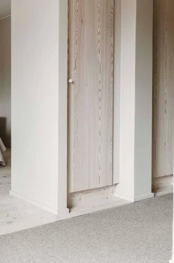 VM-Carpet Käytävämatot*Duuri 4713 v.beige, kantti 5978, 80*300 cm