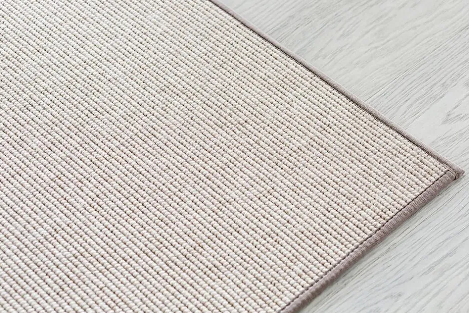 VM-Carpet Keskilattiamatot*Esmeralda 72 beige, 133*200 cm, kantti 070 B