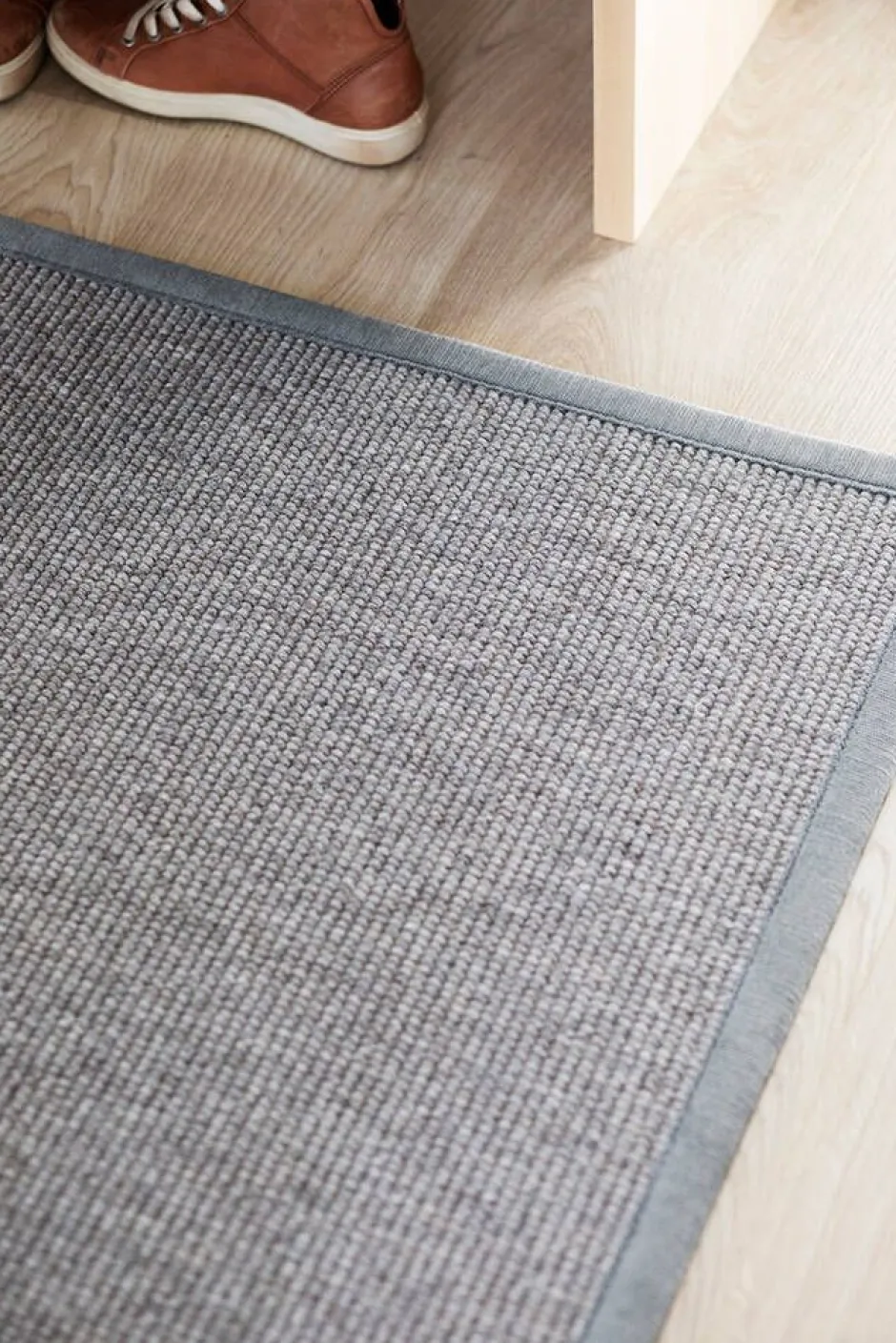 VM-Carpet Käytävämatot*Esmeralda 77 harmaa, 80*200 cm, kantti 077 B