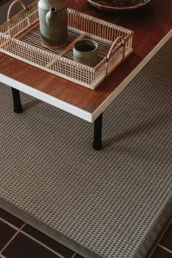 VM-Carpet Keskilattiamatot*matto Lyyra2 133x200 cm 73 beige