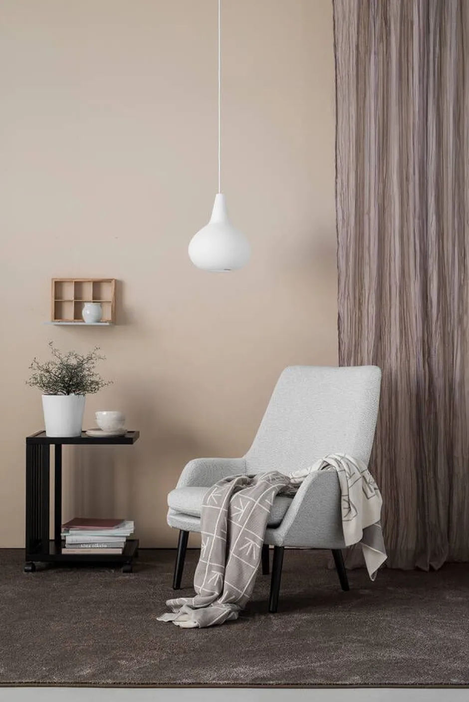 VM-Carpet Keskilattiamatot*Satine 280 ruskea, 160*230 cm, kantti 5951